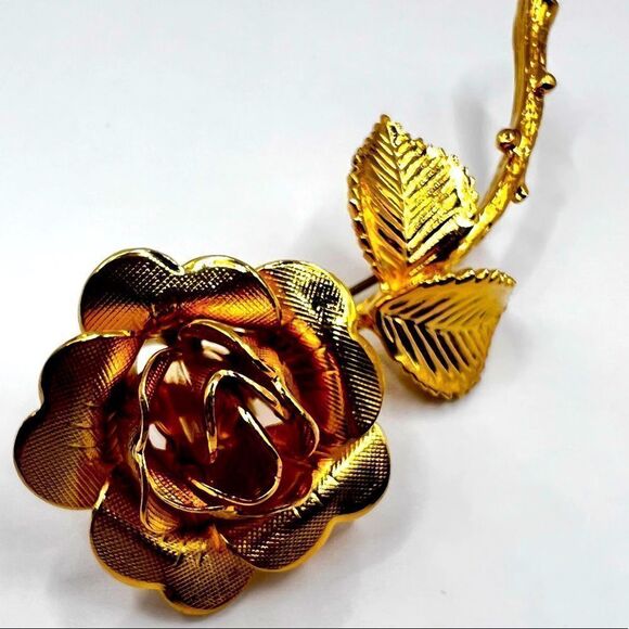 GOLDEN ROSE BROOCH VINTAGE 1960’s - Picture 1 of 4